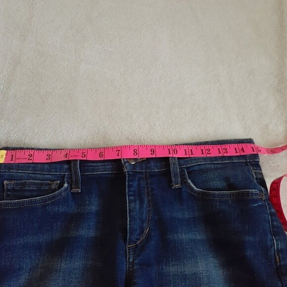 Joe's Jeans Women's Size 26 Monroe Medium Wash Denim Mid Rise Bermuda Shorts - Picture 10 of 13